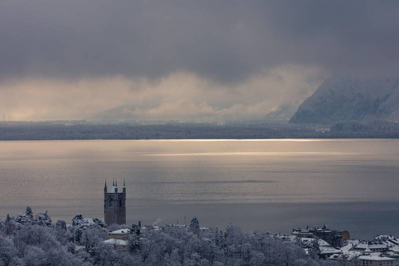 Caisse d'Epargne by L'elixir - Montreux